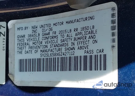 2006 Pontiac Vibe from USA, damaged, VIN 5Y2SL658X6Z427112